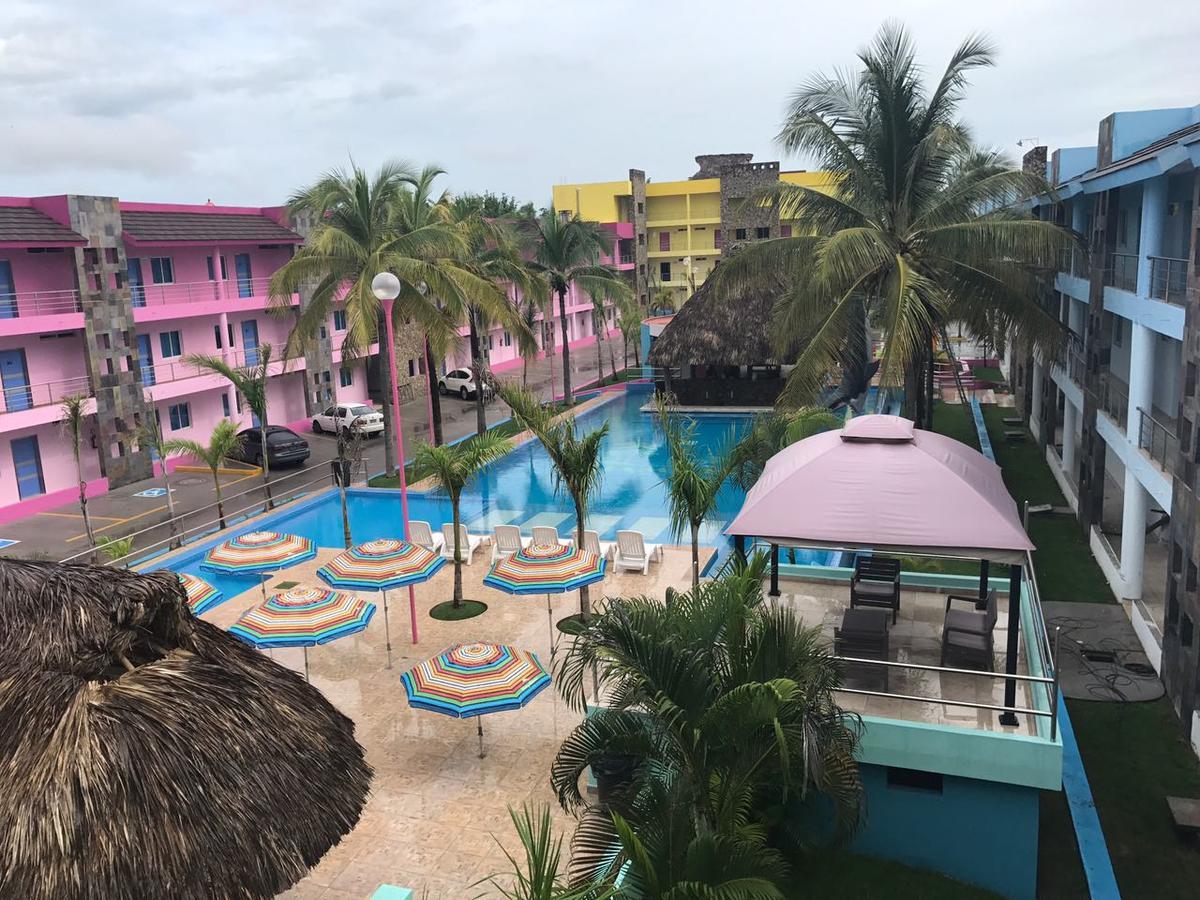 Miami Inn Nuevo Vallarta Exteriör bild