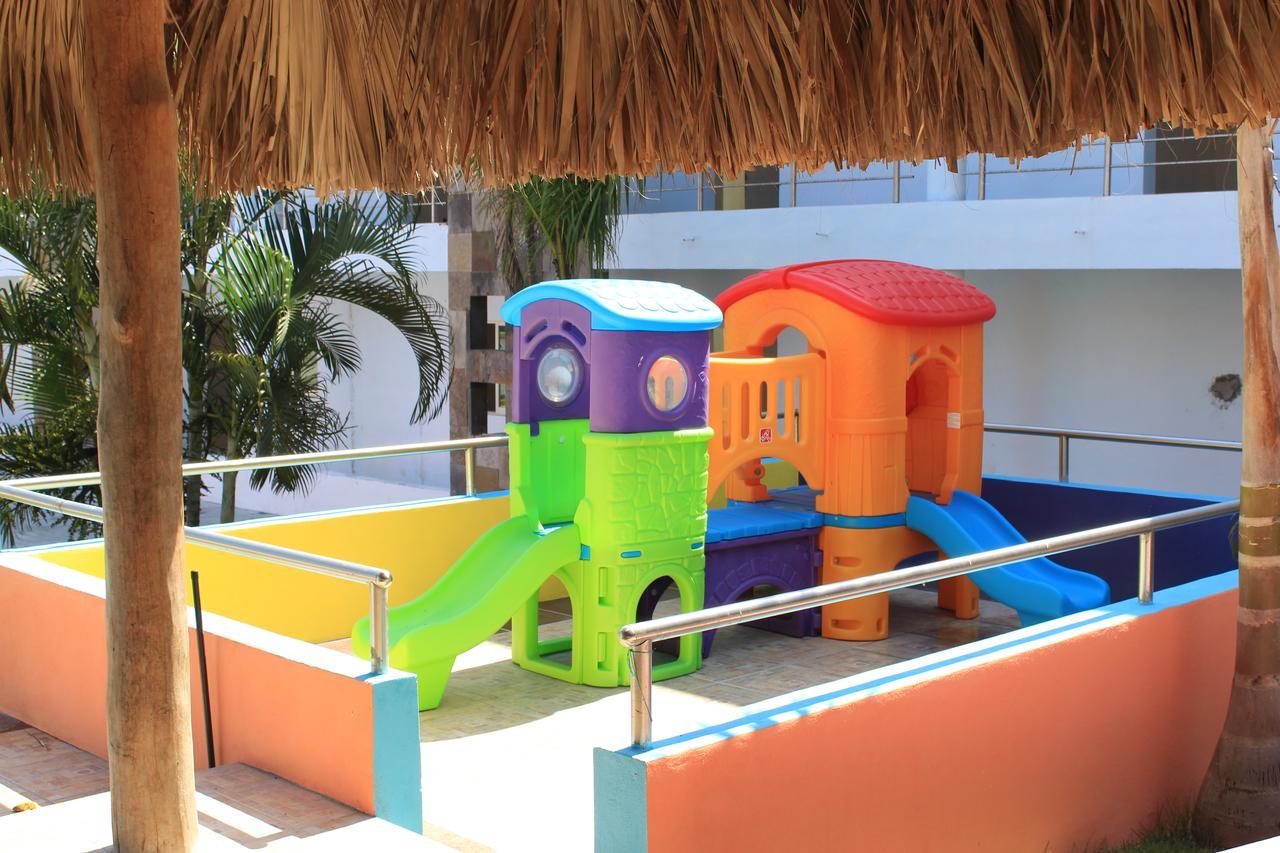 Miami Inn Nuevo Vallarta Exteriör bild