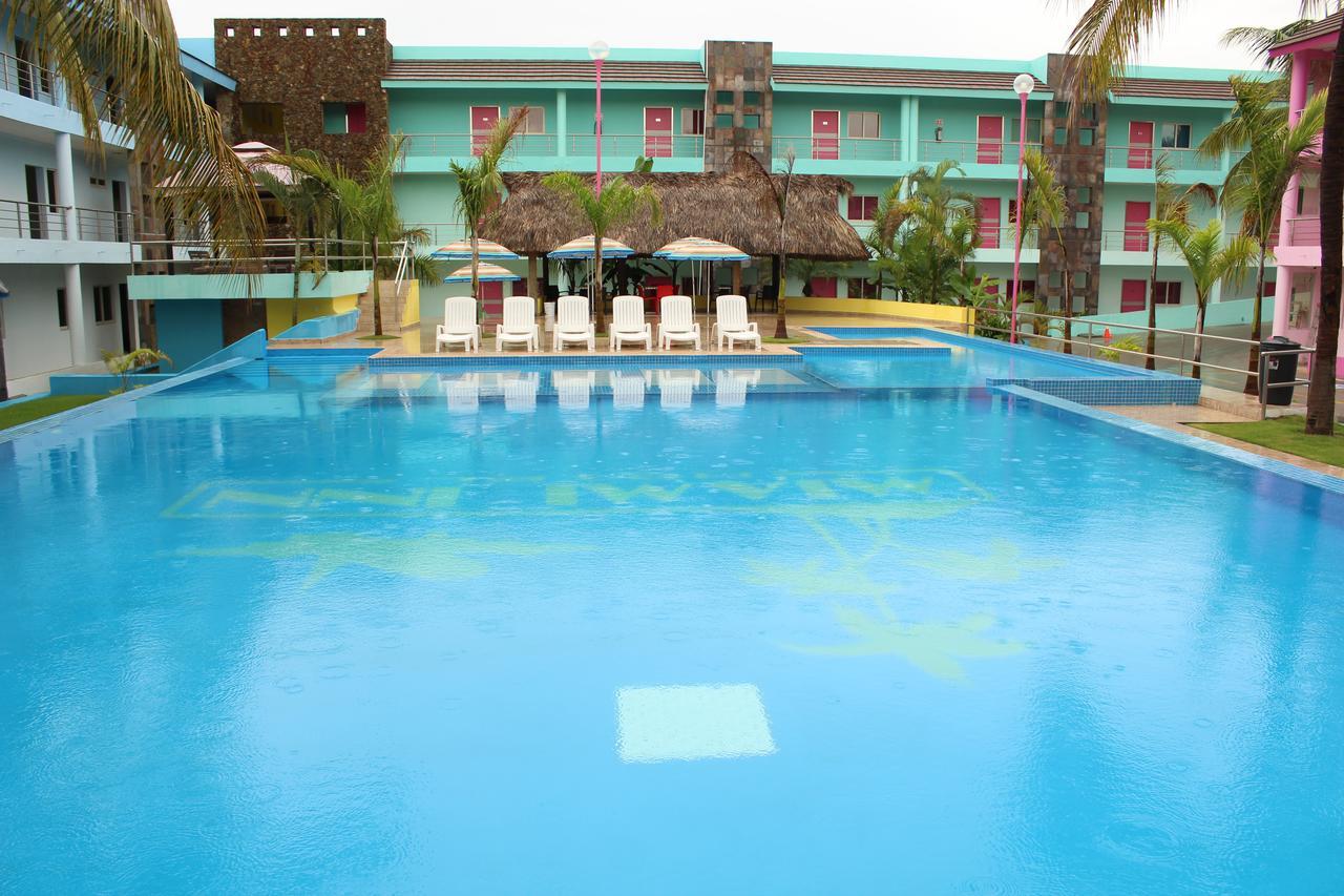 Miami Inn Nuevo Vallarta Exteriör bild