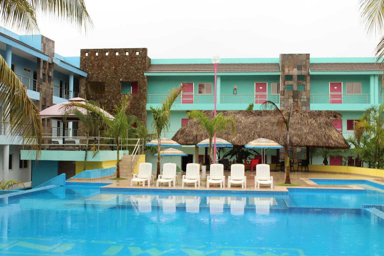 Miami Inn Nuevo Vallarta Exteriör bild