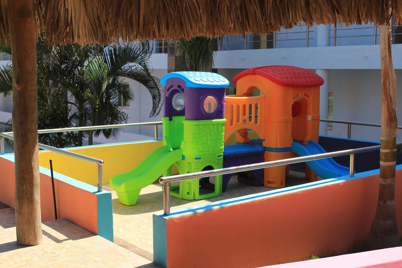 Miami Inn Nuevo Vallarta Exteriör bild