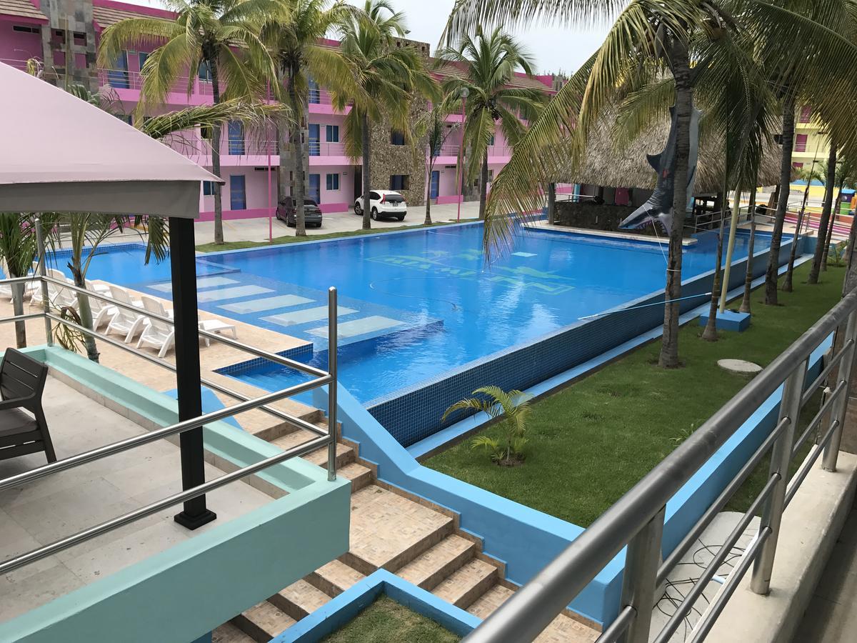 Miami Inn Nuevo Vallarta Exteriör bild