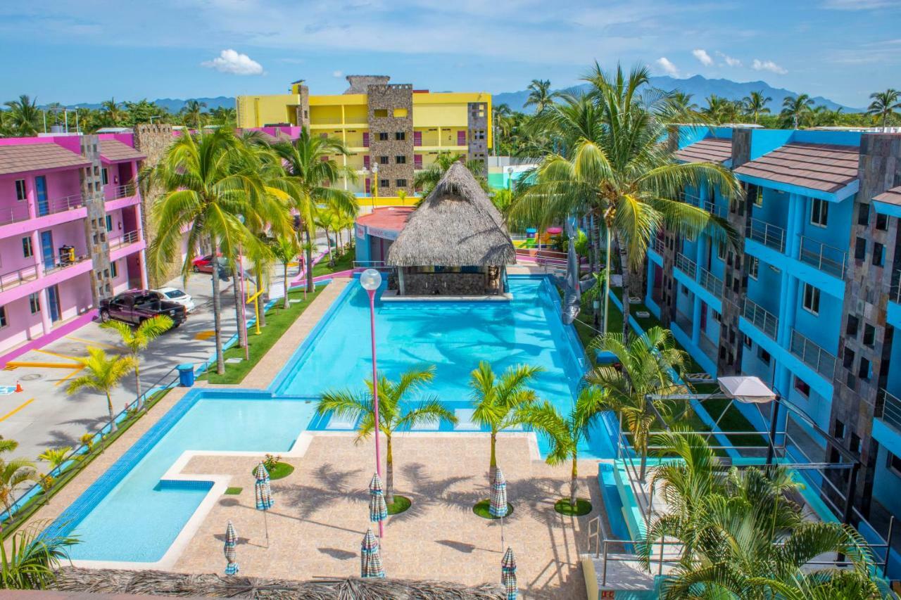 Miami Inn Nuevo Vallarta Exteriör bild