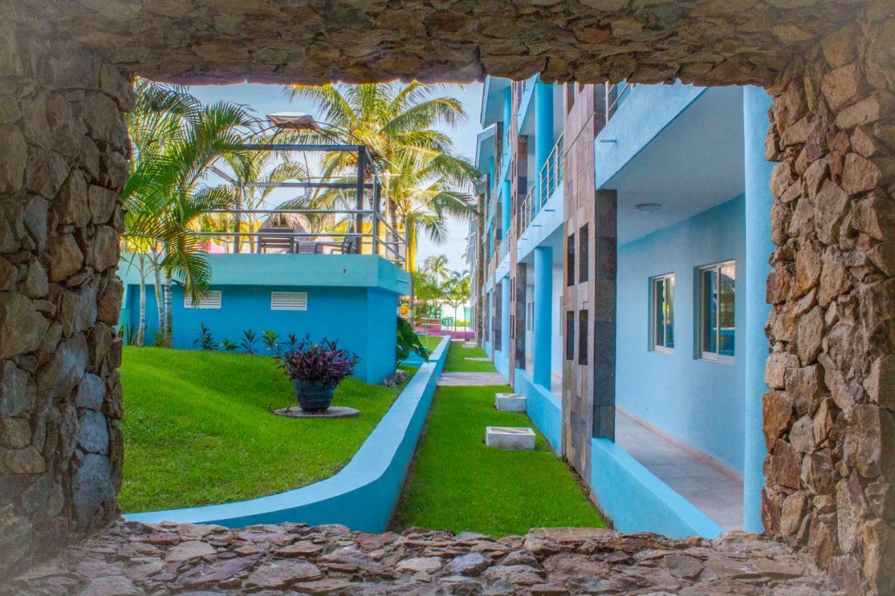 Miami Inn Nuevo Vallarta Exteriör bild