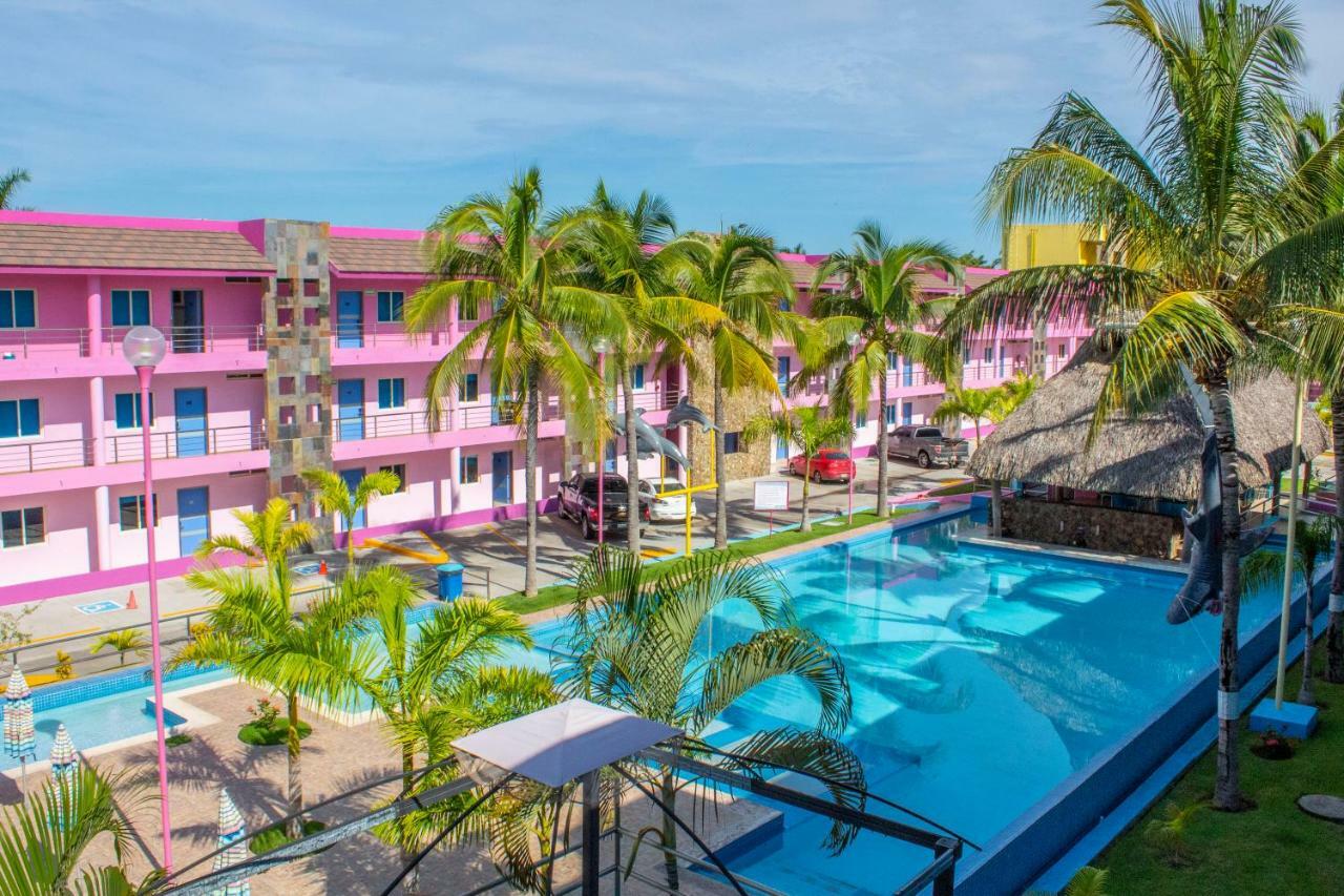 Miami Inn Nuevo Vallarta Exteriör bild