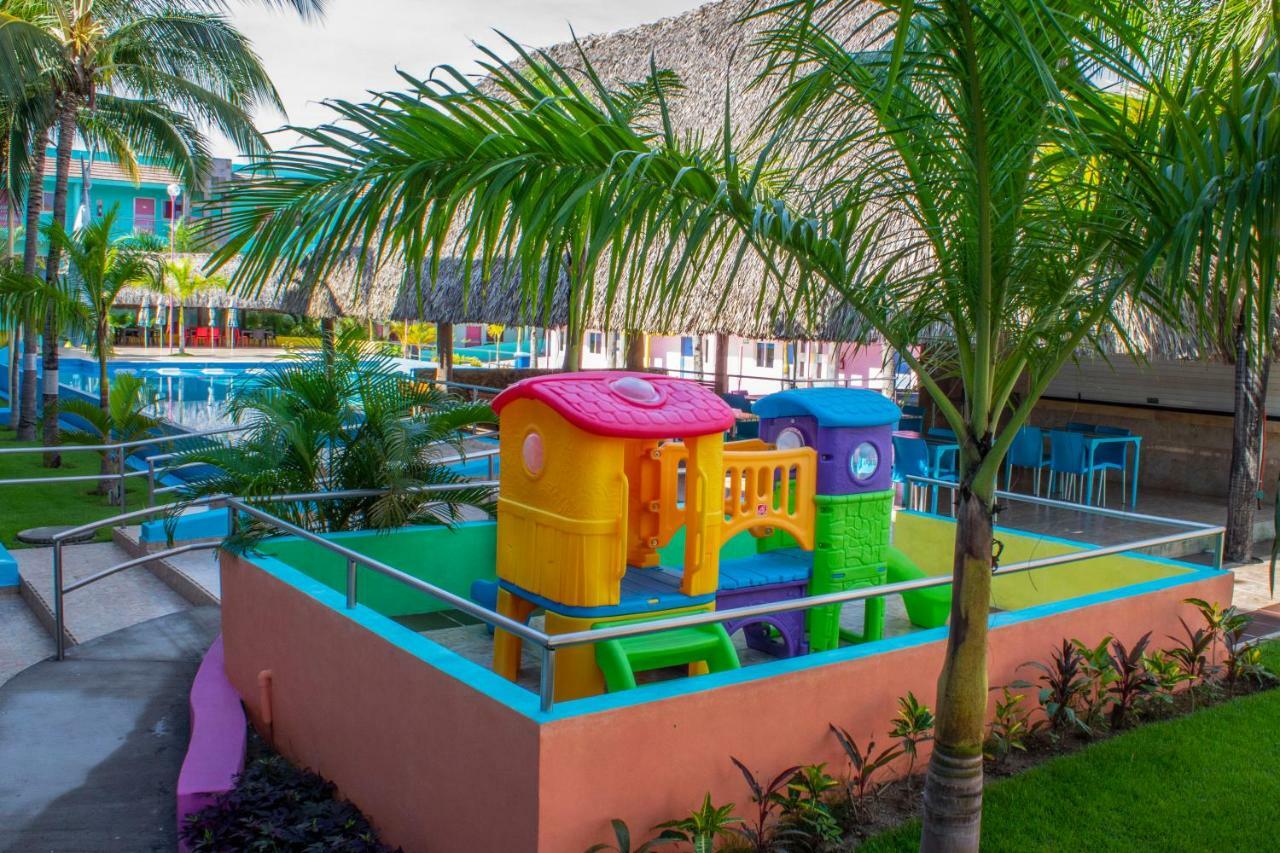 Miami Inn Nuevo Vallarta Exteriör bild