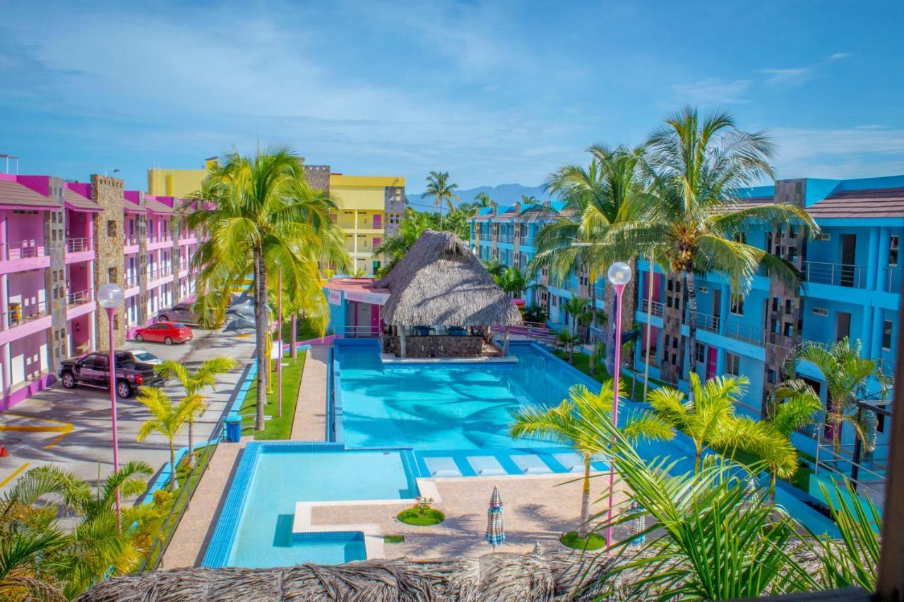 Miami Inn Nuevo Vallarta Exteriör bild
